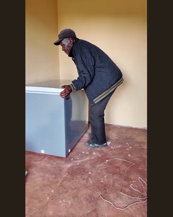 Positioned in the room — Cold storage